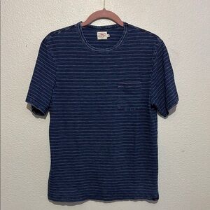 Faherty T Shirt Men’s Blue Red Striped Indigo Dyed Cotton Pocket Beach